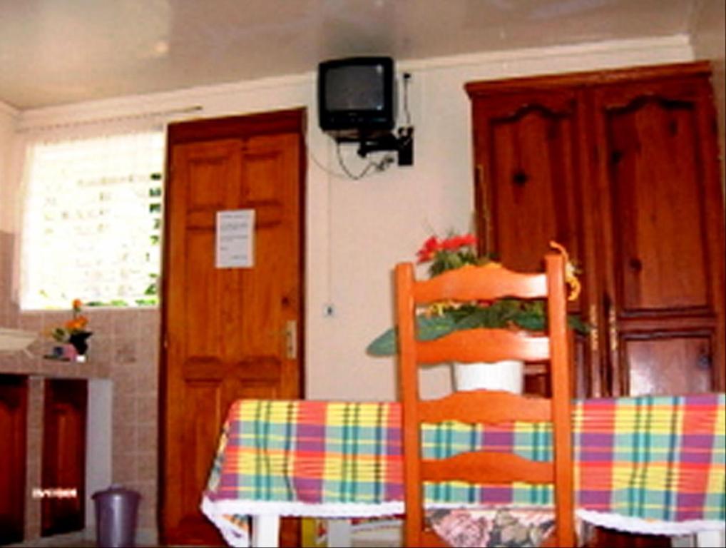 Maison Des Alizes Gros Cap Zimmer foto